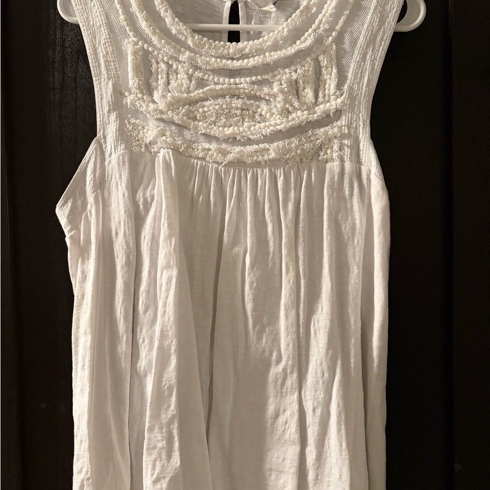 Chic White Short Sleeve Top
